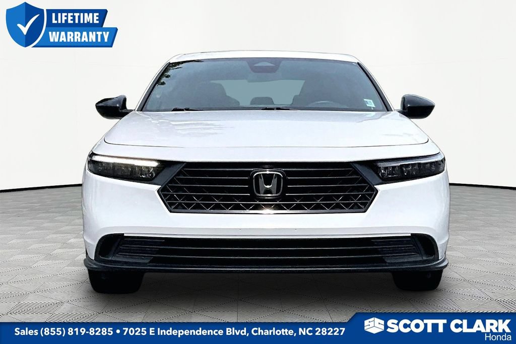 Used 2025 Honda Accord Sport image 2
