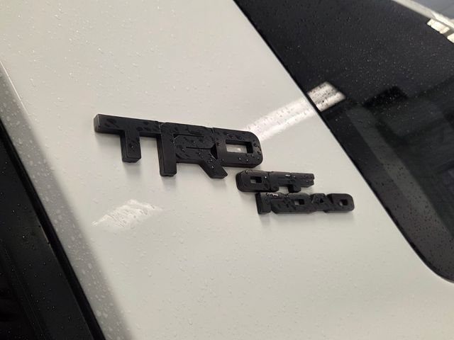 Used 2021 Toyota 4Runner TRD Off-Road AWD/4WD image 11