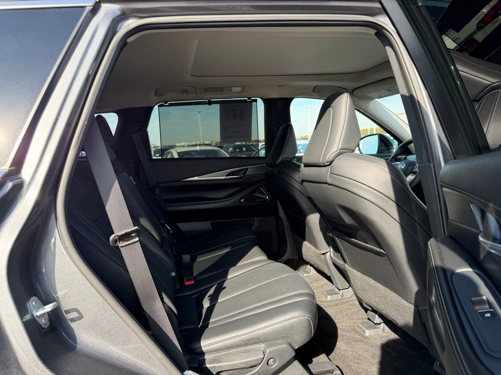 Used 2025 INFINITI QX60 Luxe image 22