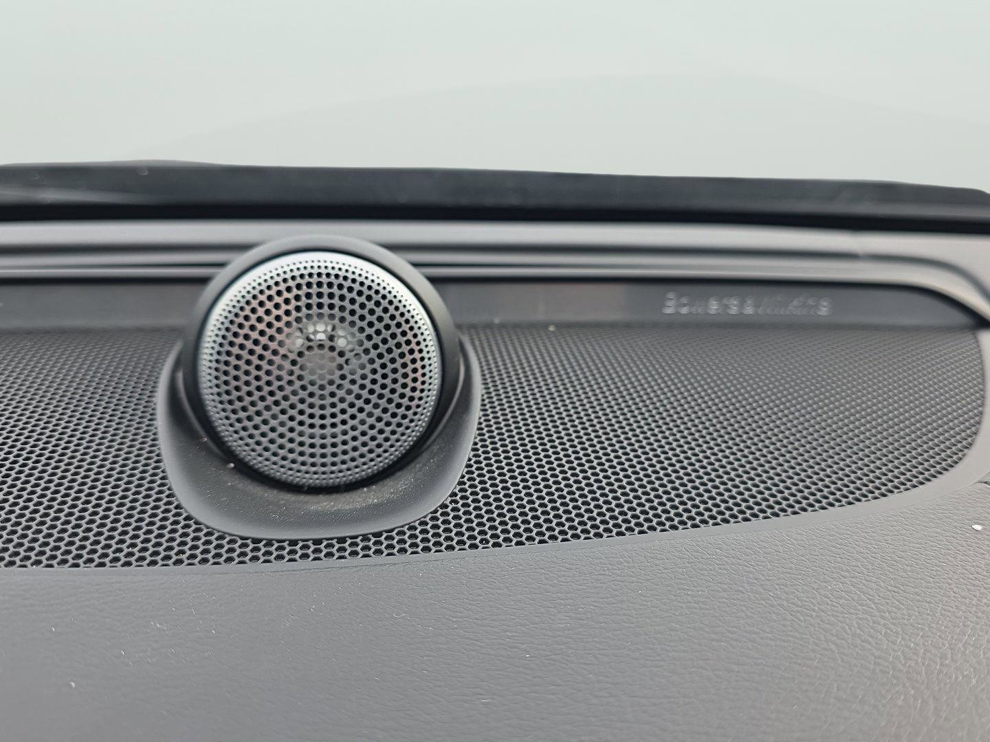 Used 2022 Volvo S90 B6 Inscription w/ Advanced Package image 37