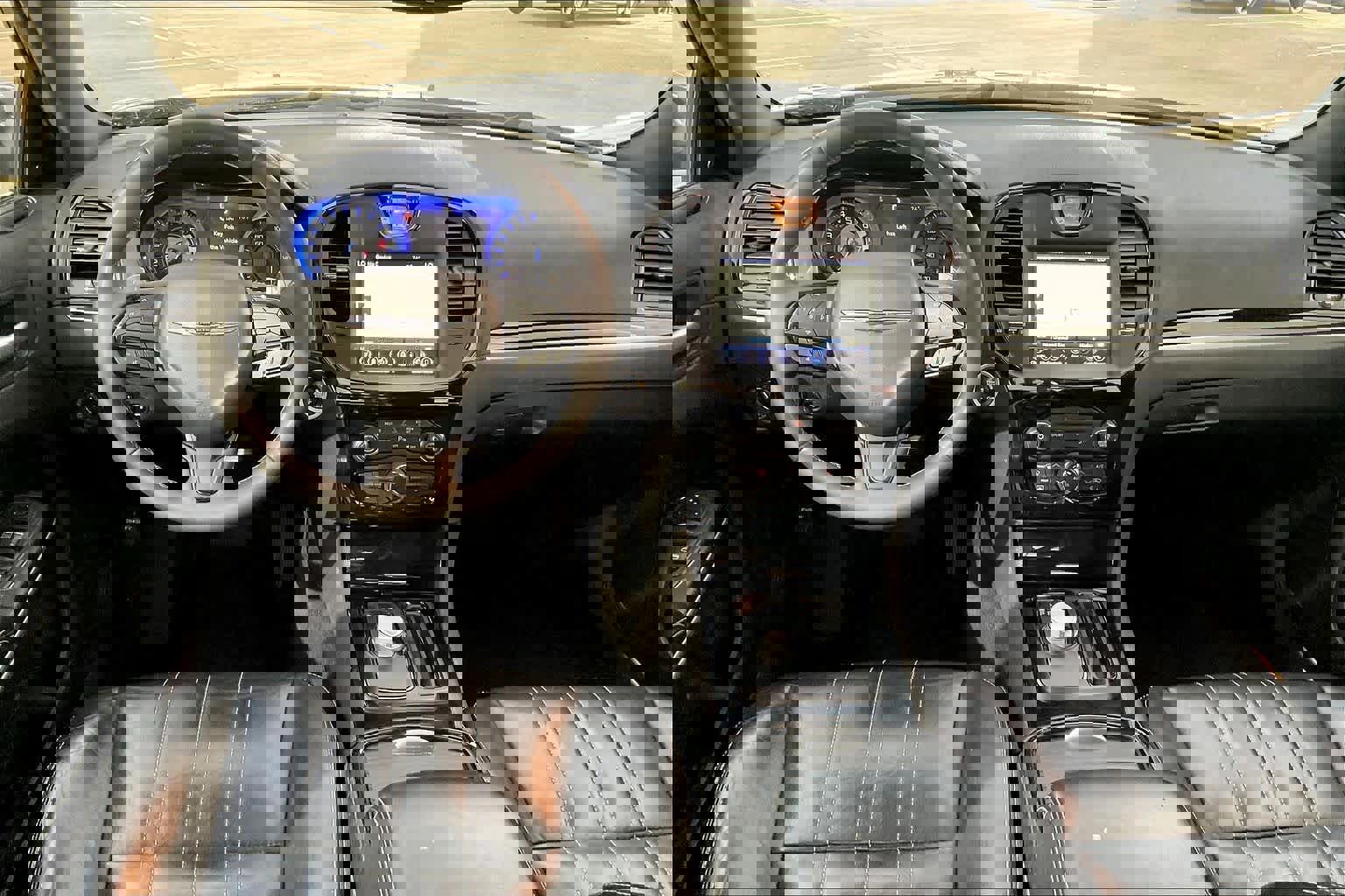 Used 2023 Chrysler 300 S image 15