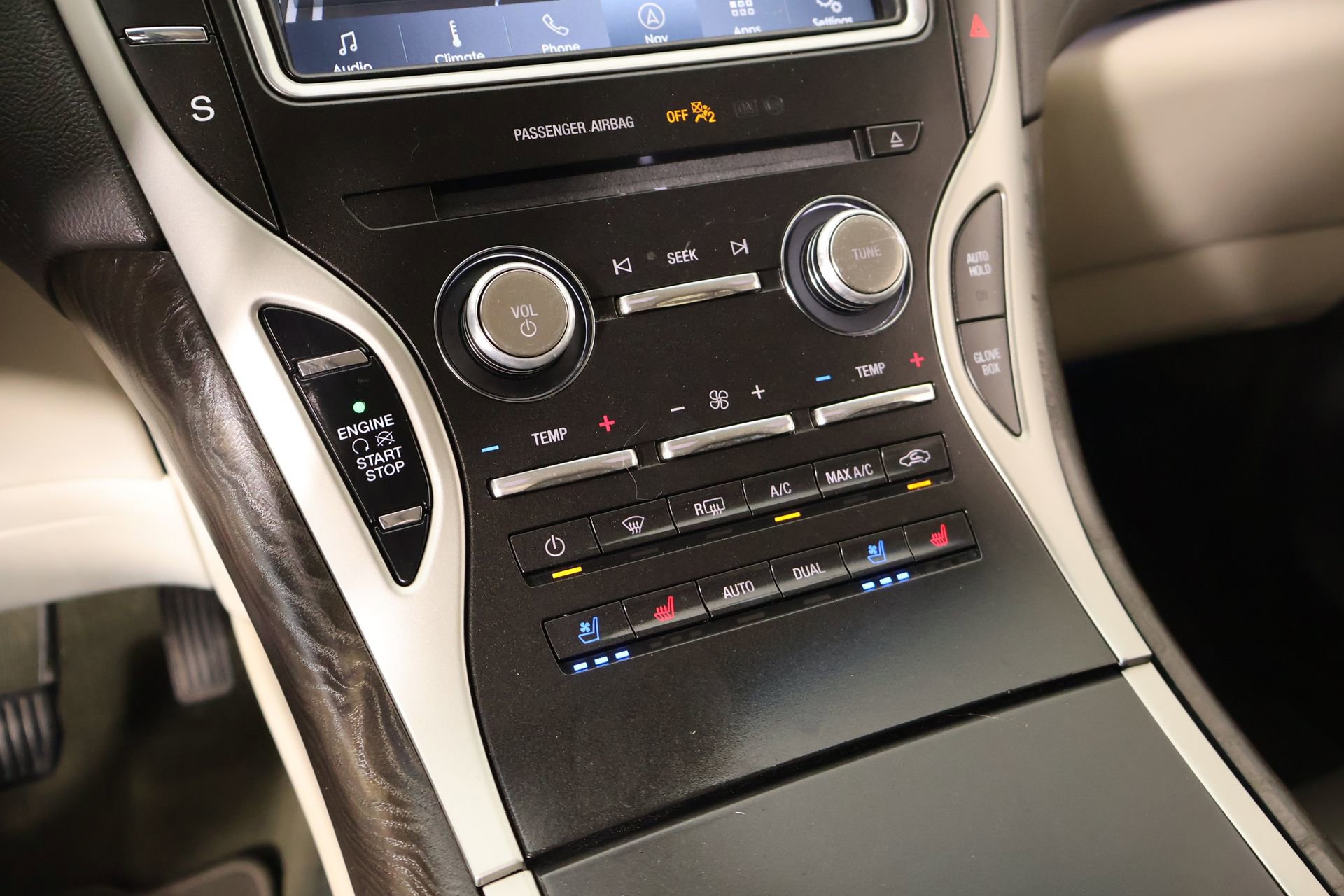 Used 2019 Lincoln Nautilus Reserve w/ Ultimate Package image 8