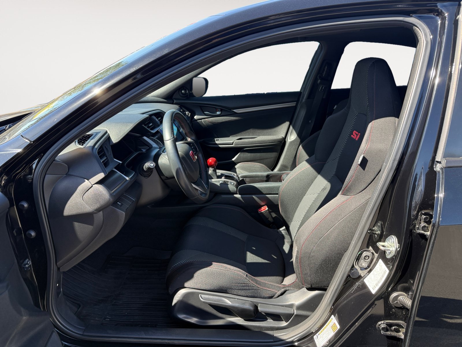 Used 2018 Honda Civic Si image 10