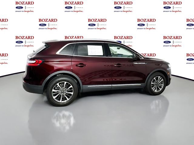 Certified 2023 Lincoln Nautilus AWD w/ Premium Package image 9