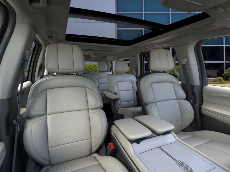 New 2026 Lincoln Navigator L Reserve w/ Jet Appearance Package image 10