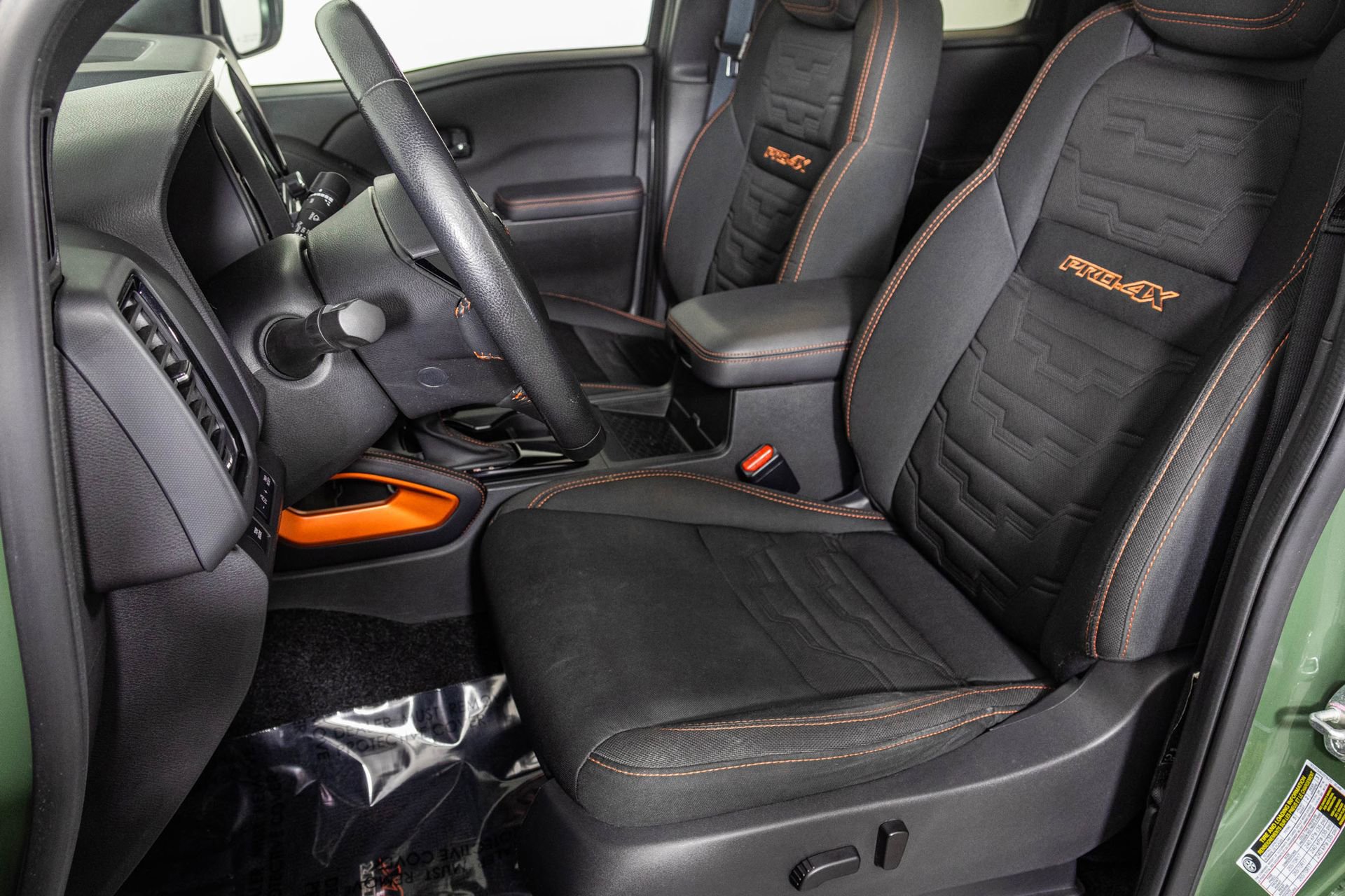 Used 2023 Nissan Frontier PRO-4X w/ Pro Convenience Package image 21