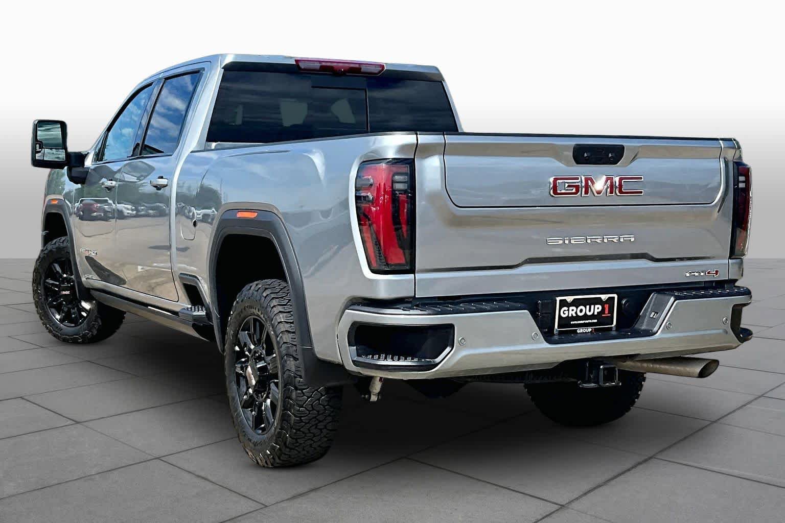 Used 2026 GMC Sierra 2500 AT4 w/ AT4 Premium Plus Package AWD/4WD image 12