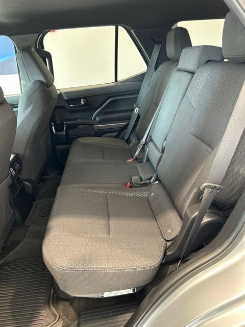 Certified 2026 Toyota 4Runner SR5 AWD/4WD image 15
