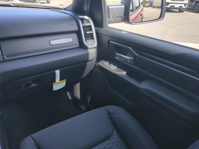 New 2027 RAM 1500 4x4 Crew Cab image 17