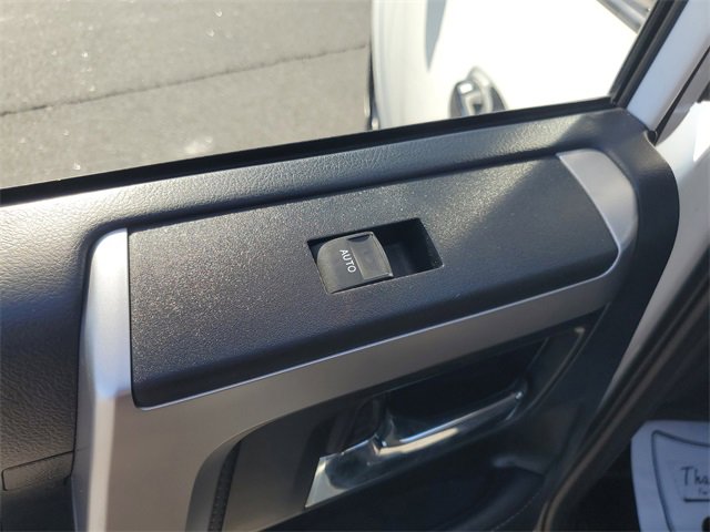 Used 2021 Toyota 4Runner SR5 Premium image 31