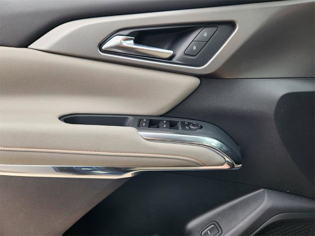 New 2026 Chevrolet Traverse LT image 16