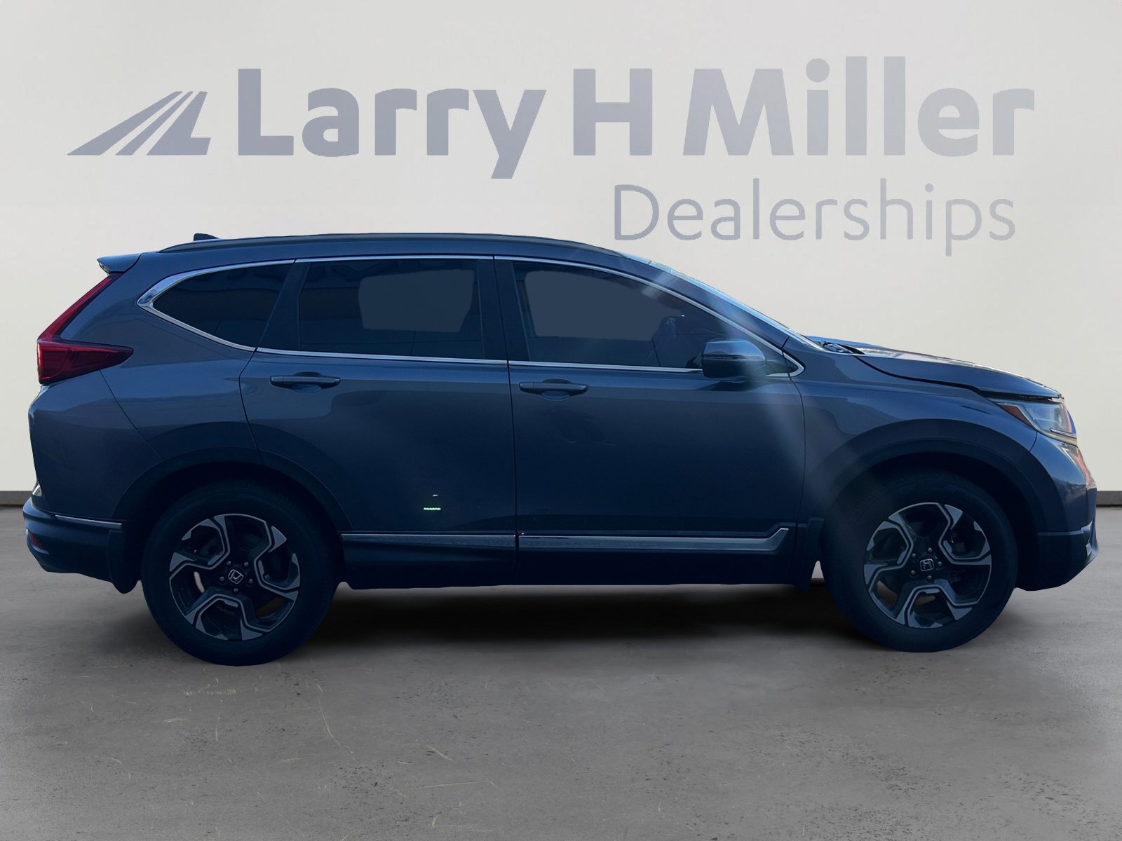 Used 2018 Honda CR-V Touring image 7