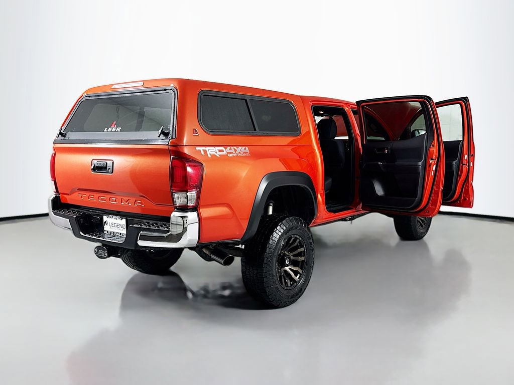 Used 2016 Toyota Tacoma TRD Off-Road w/ Towing Package image 18