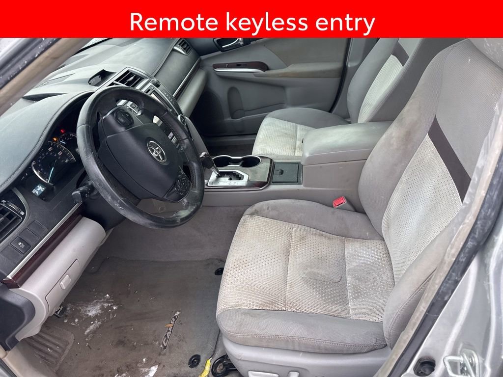 Used 2012 Toyota Camry XLE image 5