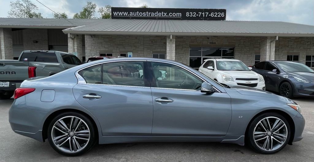 Used 2014 INFINITI Q50 Premium w/ Navigation Package RWD image 7