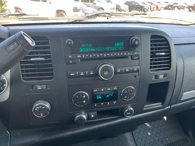 Used 2010 Chevrolet Silverado 1500 LT w/ Power Pack Plus AWD/4WD image 13
