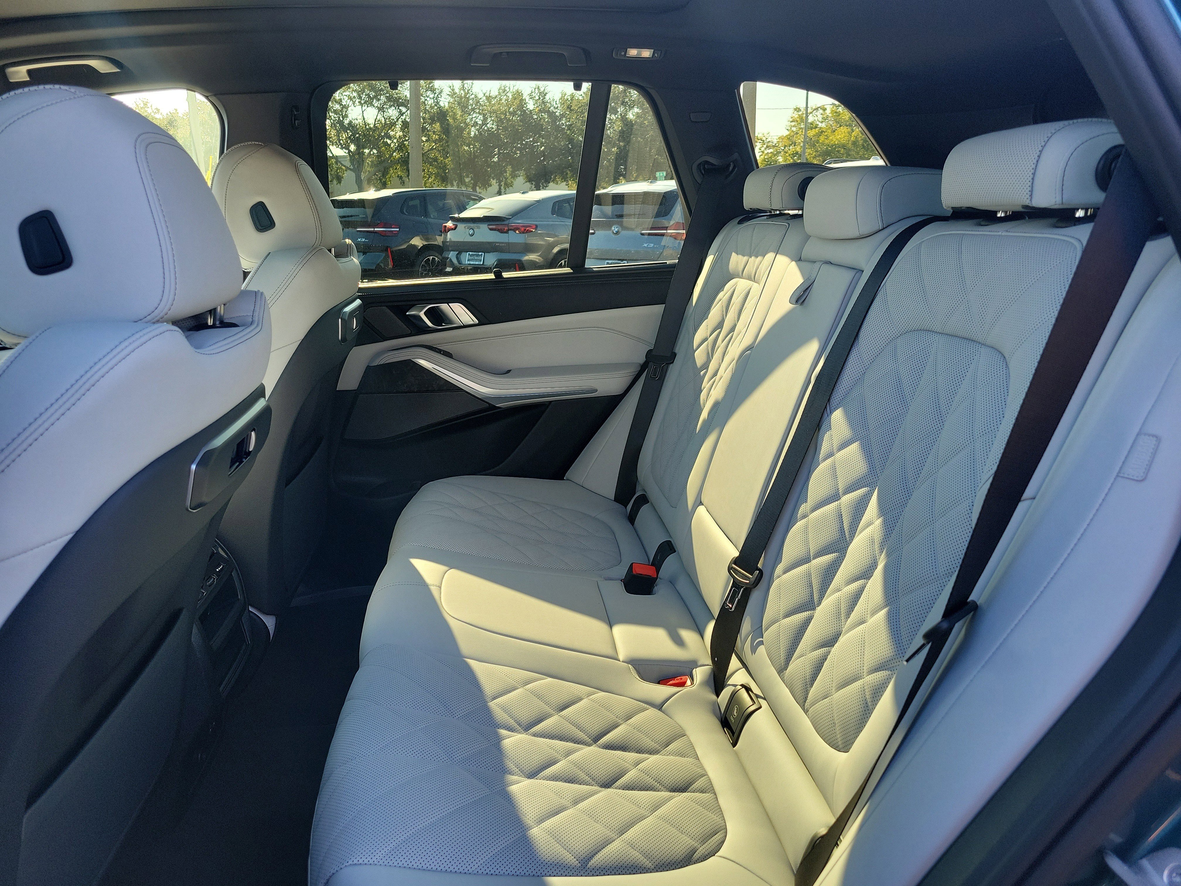 New 2026 BMW X5 xDrive50e w/ Executive Package image 13