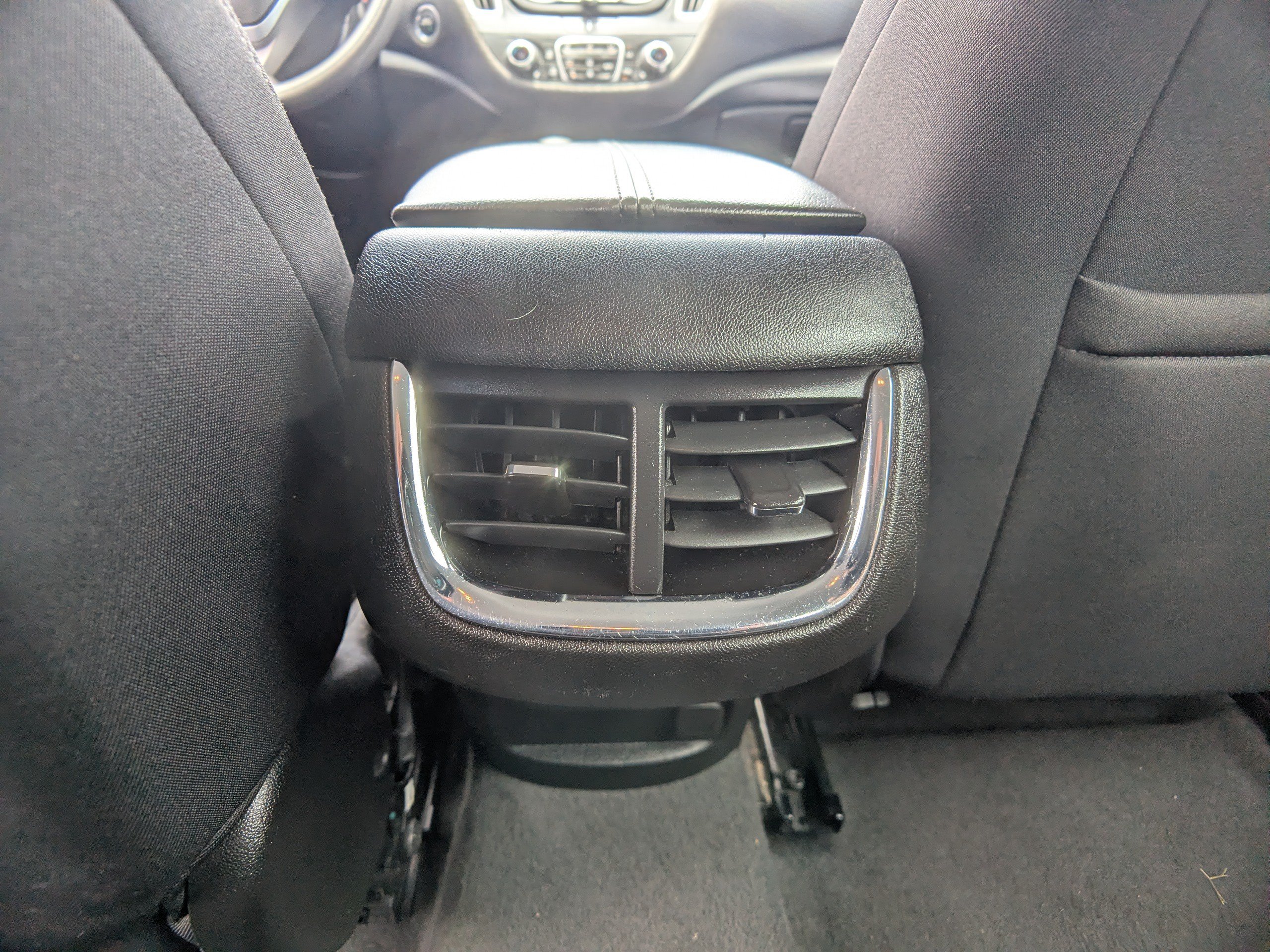 Used 2024 Chevrolet Malibu LT FWD image 15