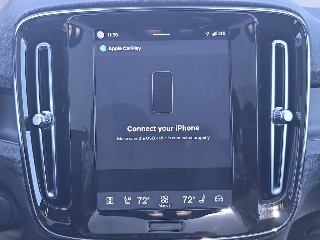 Used 2023 Volvo C40 P8 Recharge Ultimate image 25