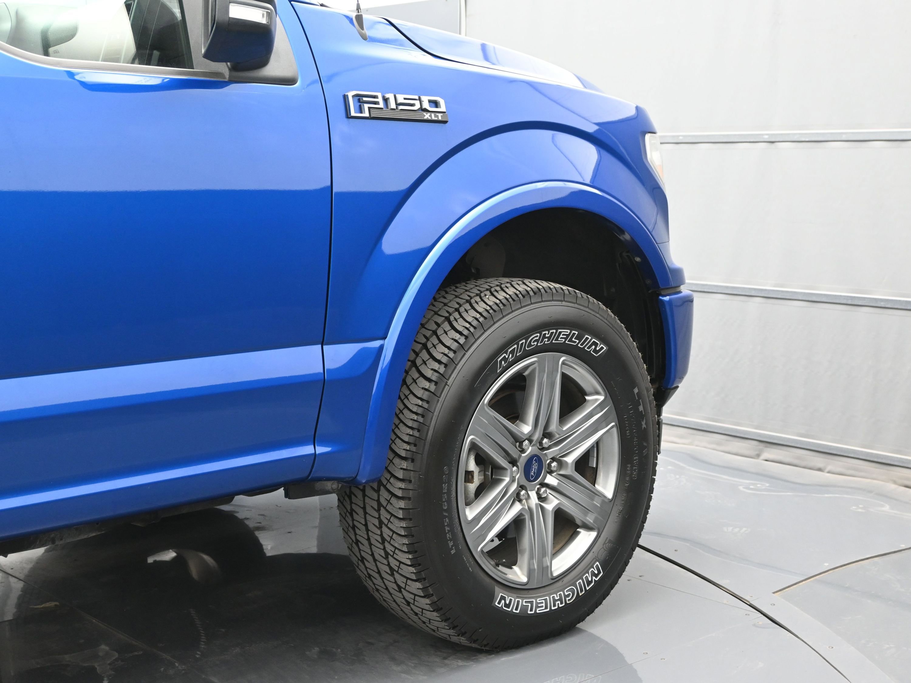 Used 2018 Ford F150 XLT w/ Equipment Group 302A Luxury image 48