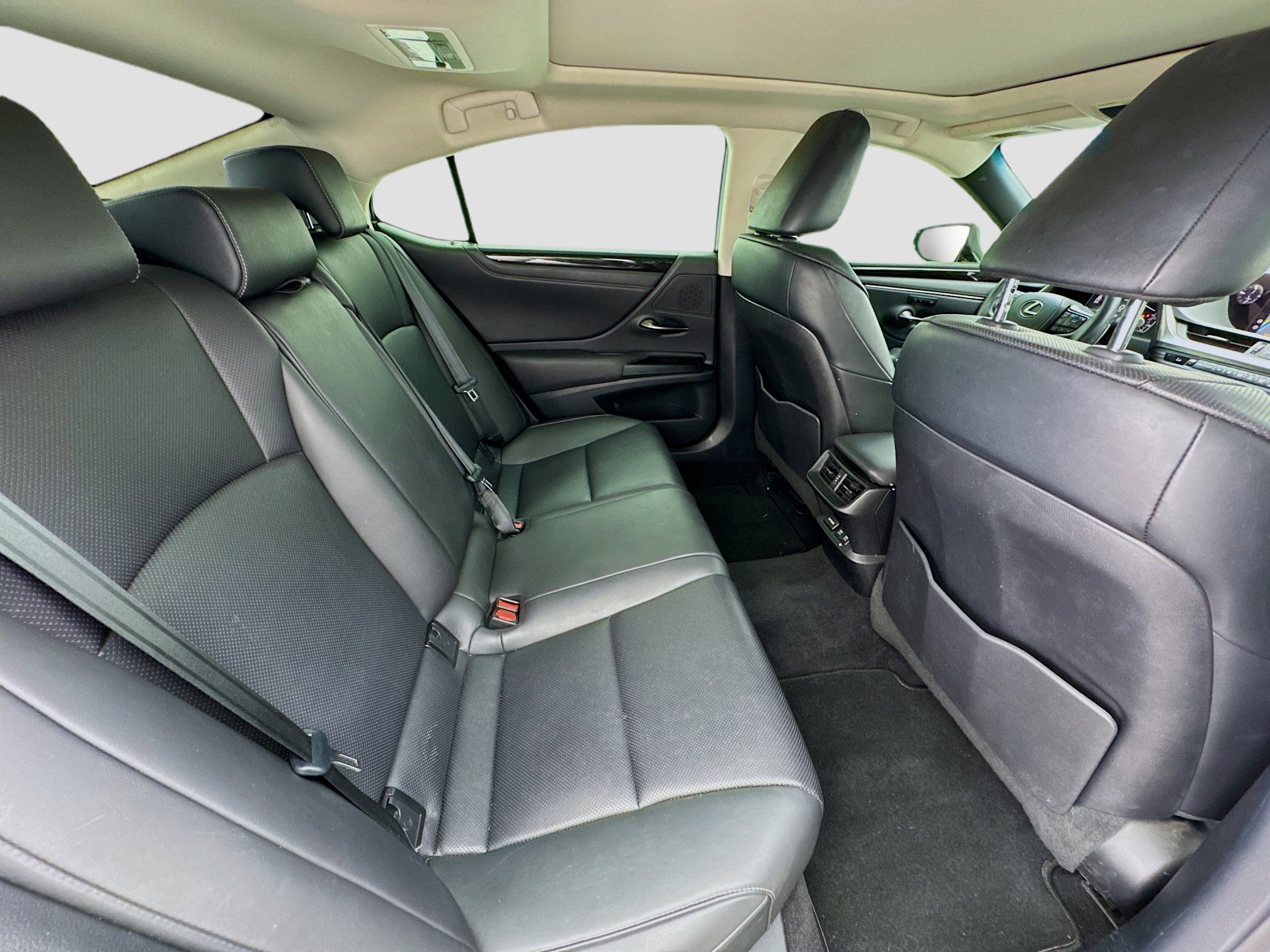 Used 2020 Lexus ES 350 w/ Premium Package image 18