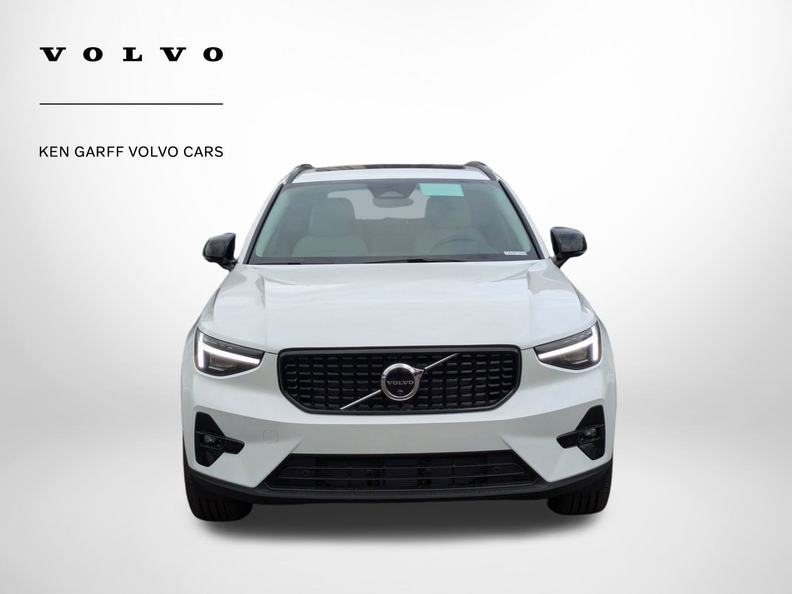 New 2026 Volvo XC40 B5 Plus w/ Protection Package Premier image 9