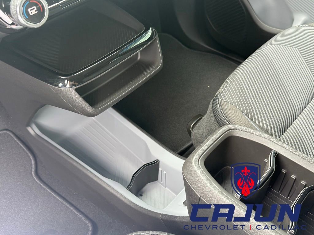 New 2027 Chevrolet Bolt LT w/ Comfort Package FWD image 26