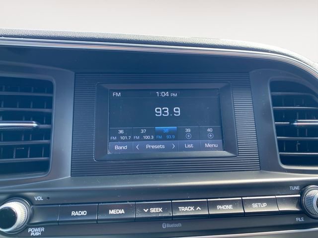 Used 2020 Hyundai Elantra SE w/ Cargo Package (C1) image 22