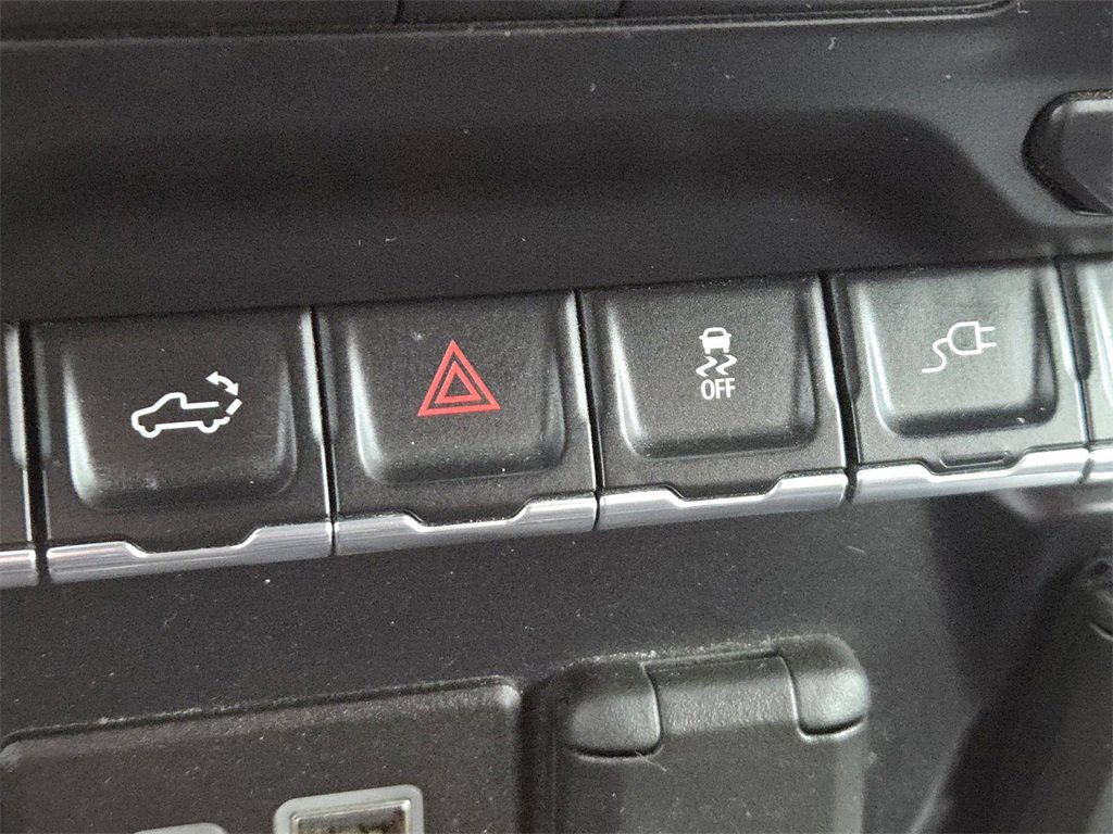 Used 2020 Chevrolet Silverado 3500 High Country w/ Z71 Off-Road Package image 30