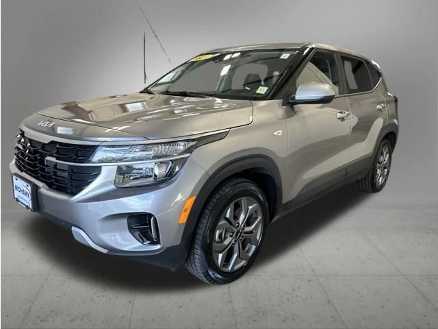 Used 2025 Kia Seltos LX