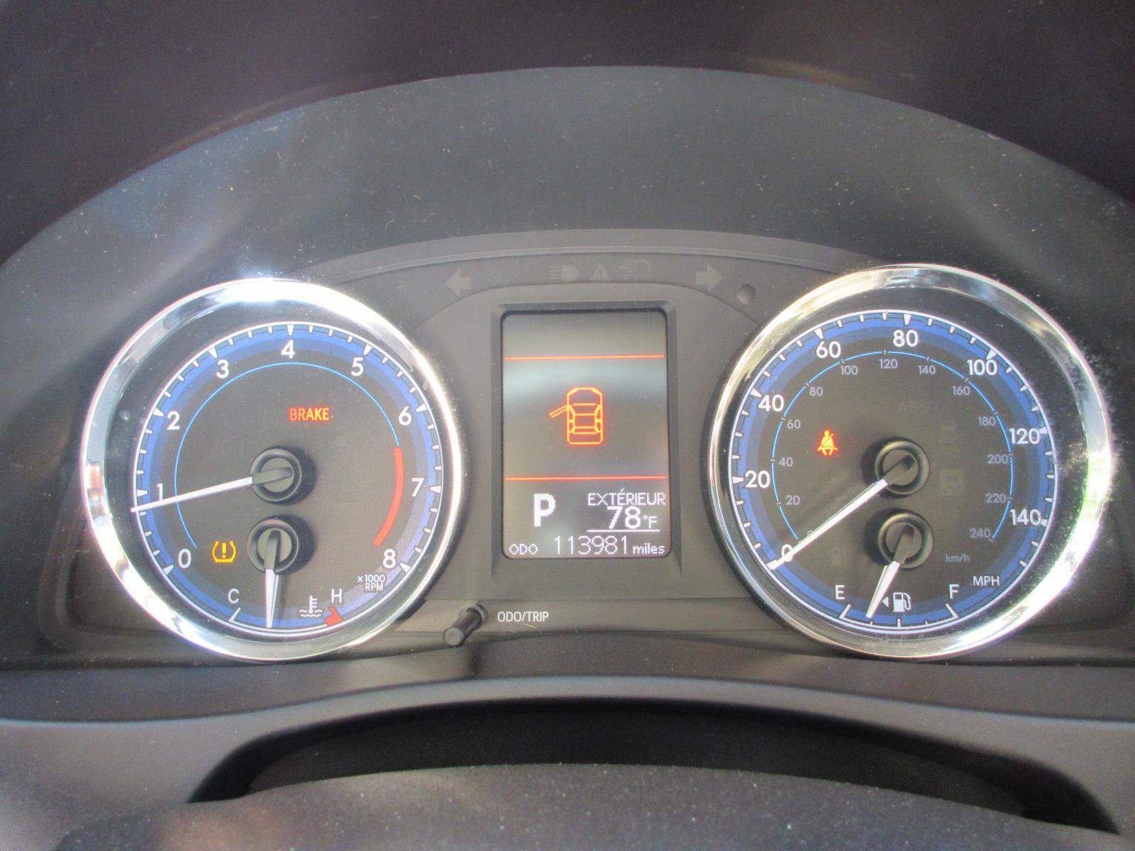 Used 2018 Toyota Corolla LE image 11