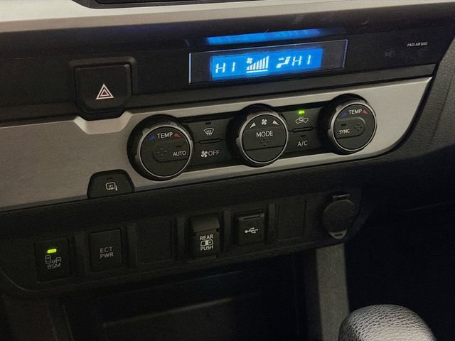 Used 2022 Toyota Tacoma SR5 w/ Technology Package image 17