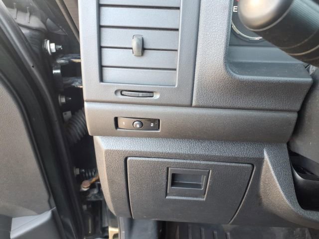 Used 2012 Jeep Liberty Sport image 13