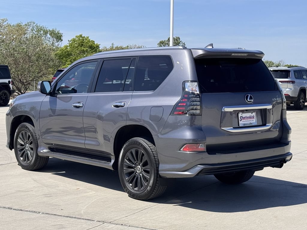 Used 2023 Lexus GX 460 Premium w/ Accessory Package AWD/4WD image 4