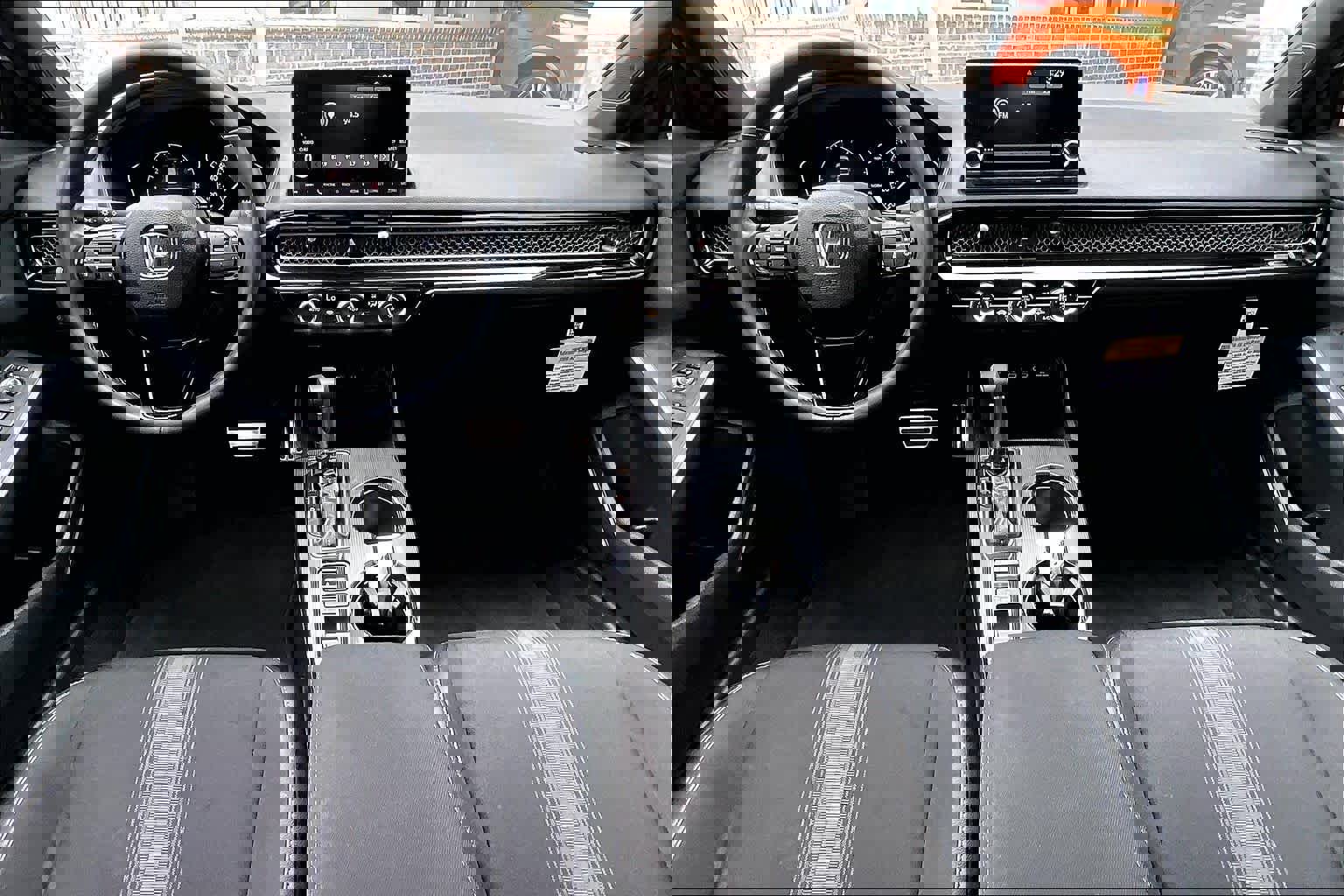 Used 2025 Honda Civic Sport image 15