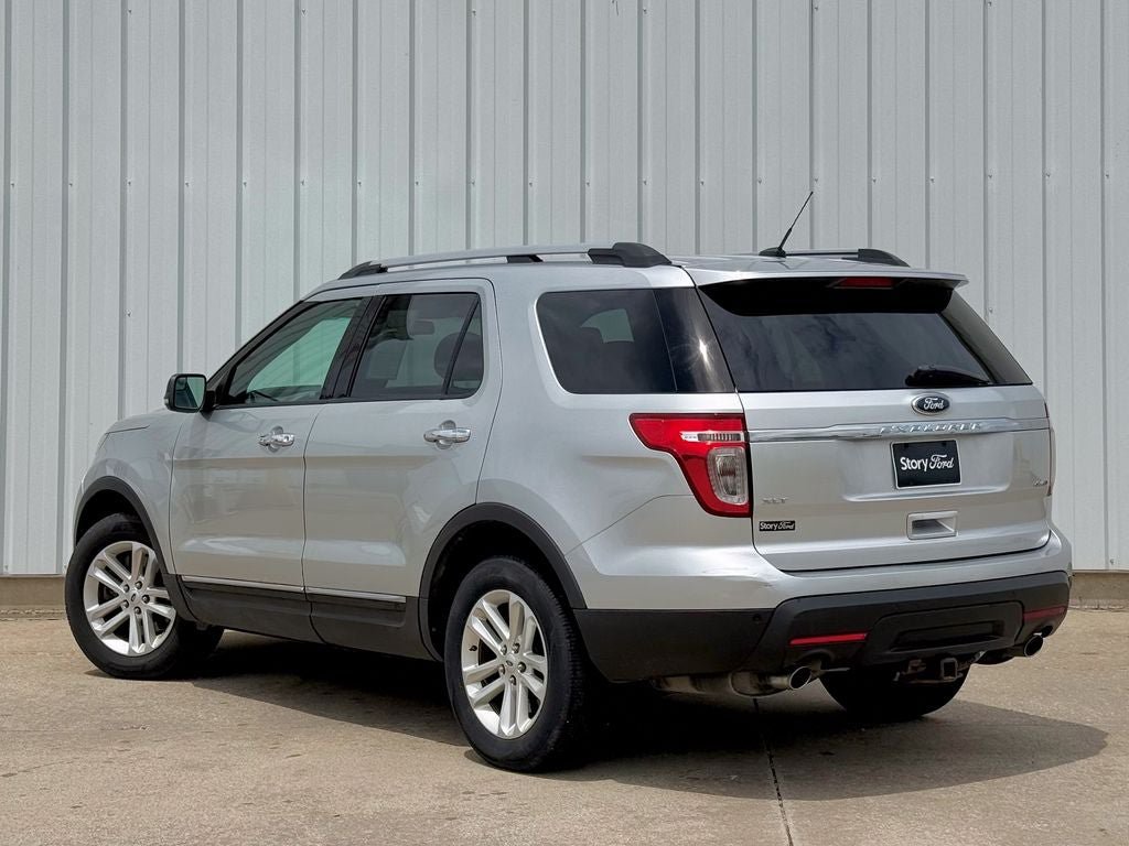 Used 2015 Ford Explorer XLT AWD/4WD image 4