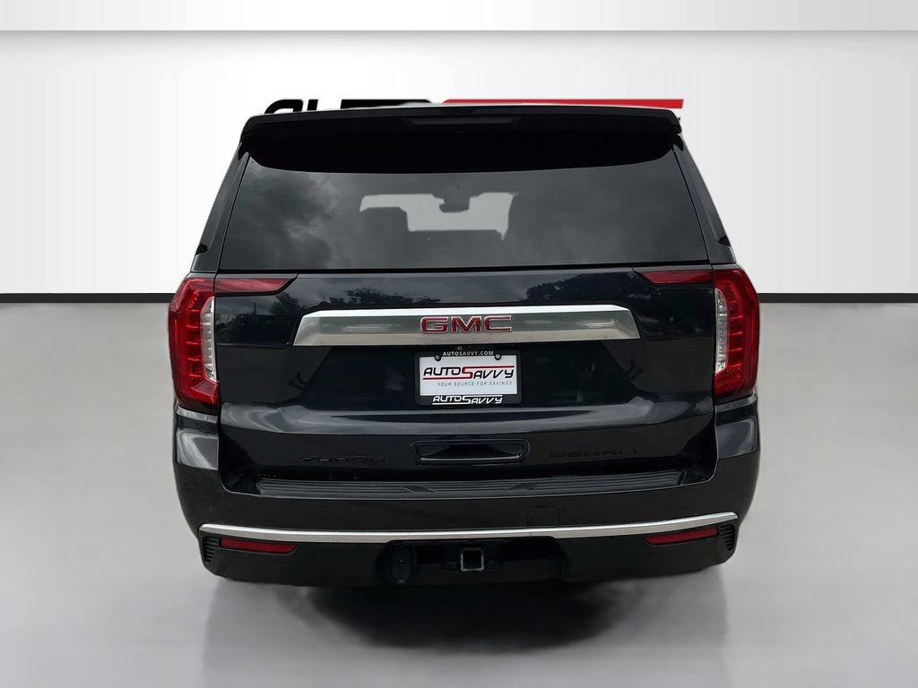 Used 2023 GMC Yukon XL Denali w/ Advanced Technology Package AWD/4WD image 6