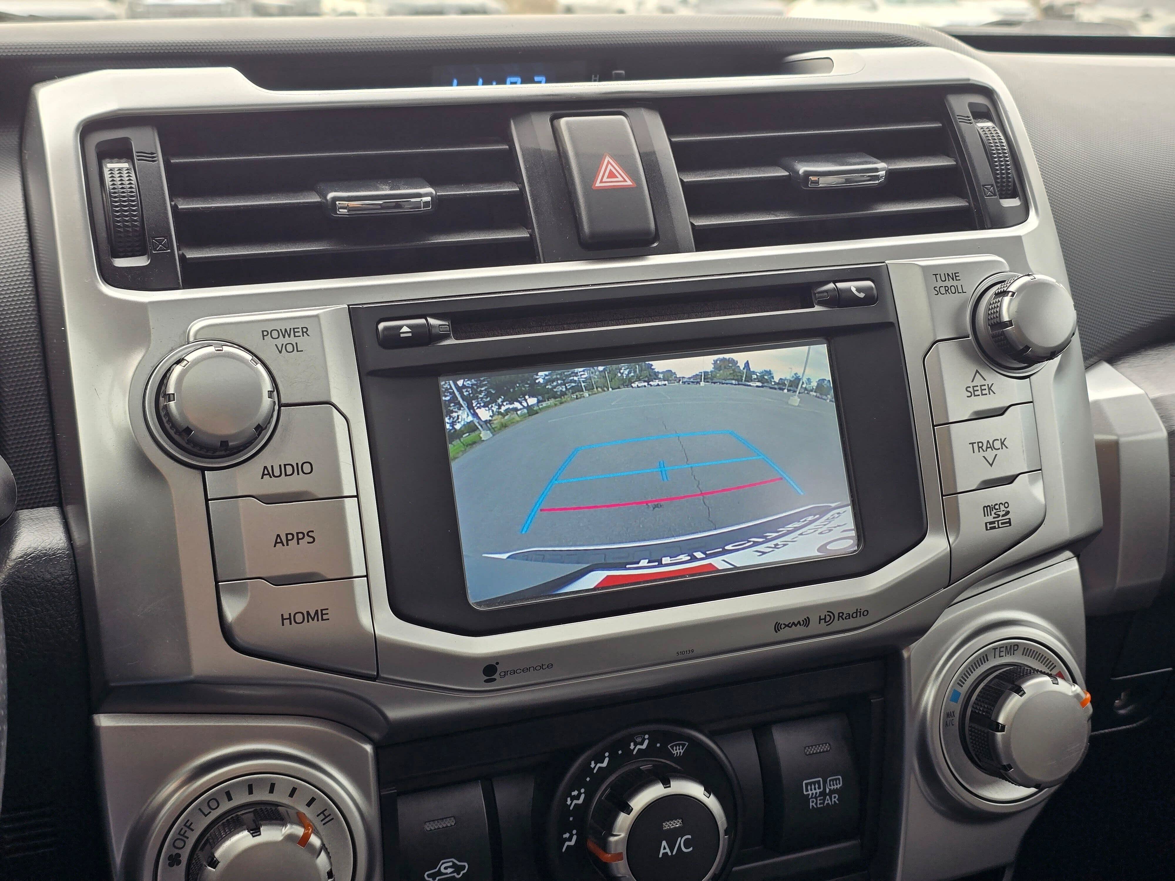 Used 2018 Toyota 4Runner SR5 Premium AWD/4WD image 28
