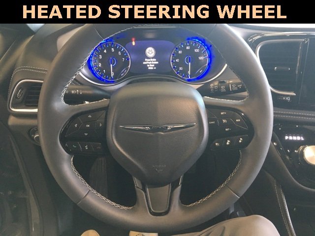 Certified 2025 Chrysler Pacifica Limited image 20