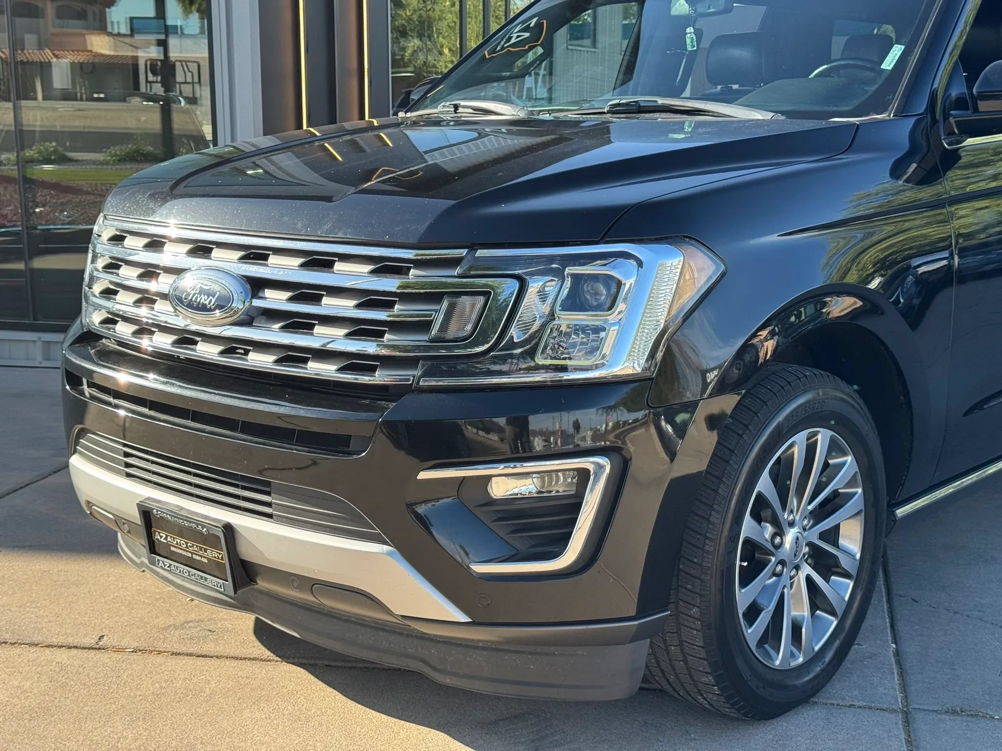 Used 2018 Ford Expedition Limited RWD image 43