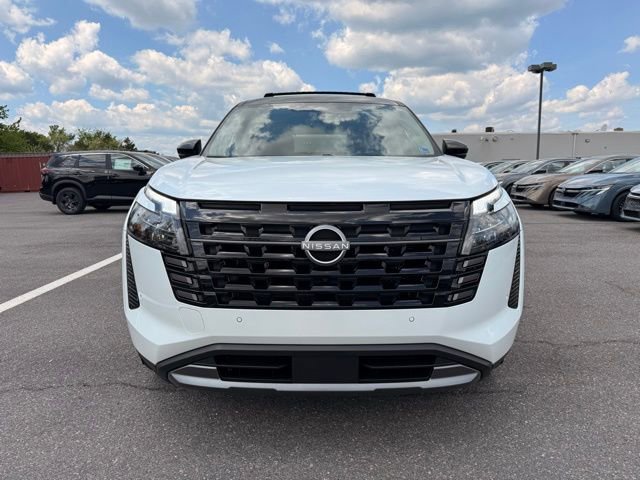 New 2026 Nissan Pathfinder Platinum AWD/4WD image 3