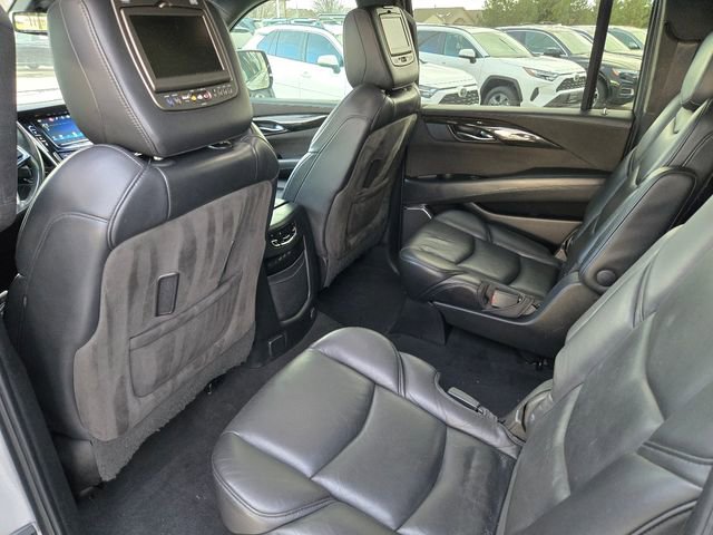Used 2018 Cadillac Escalade ESV Platinum AWD/4WD image 40