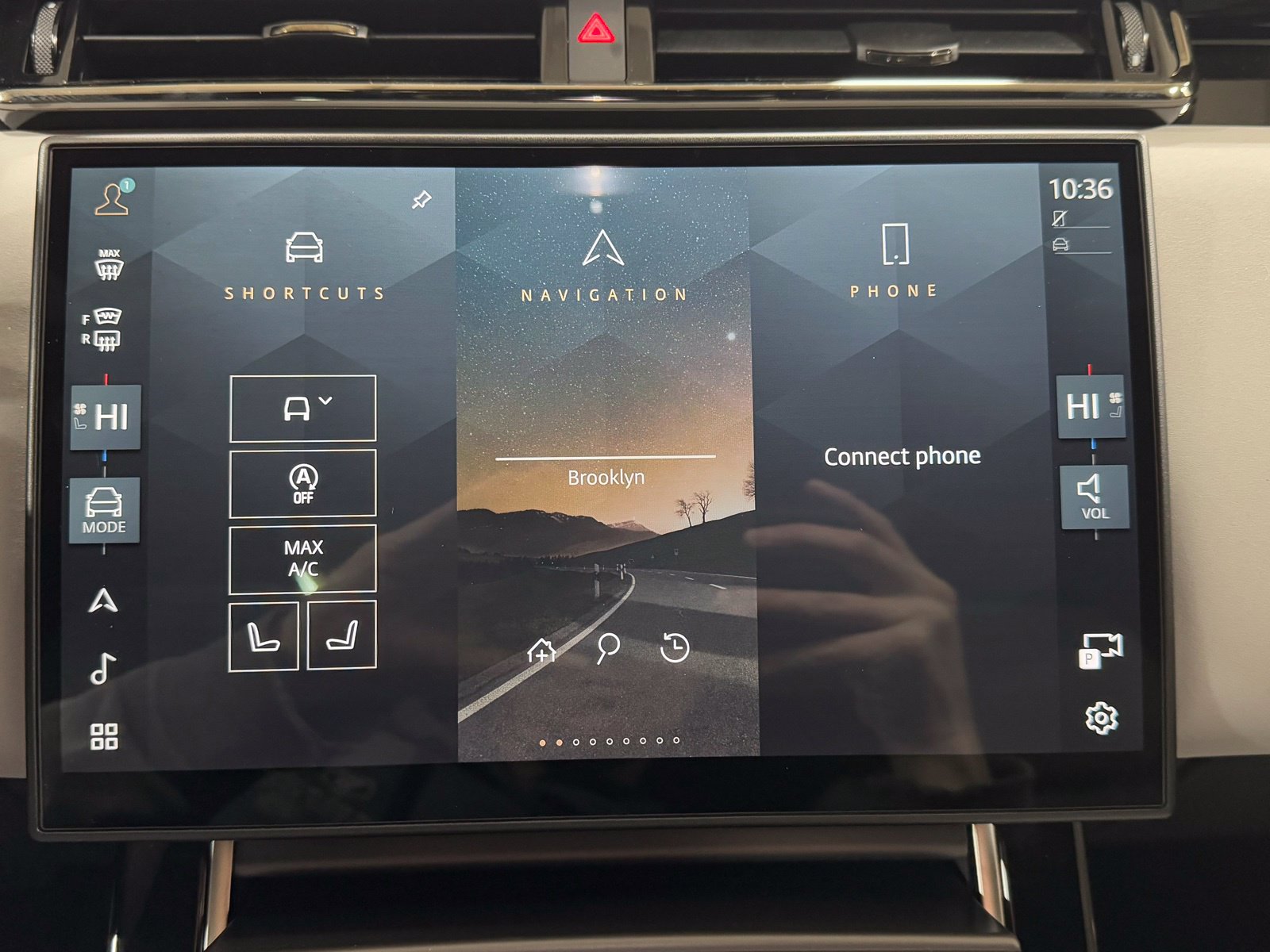 New 2026 Land Rover Range Rover Velar S AWD/4WD image 24