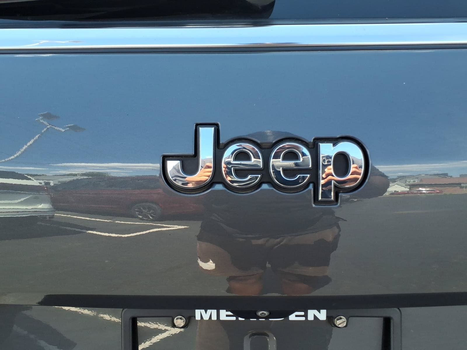 Certified 2021 Jeep Grand Cherokee L Limited AWD/4WD image 13
