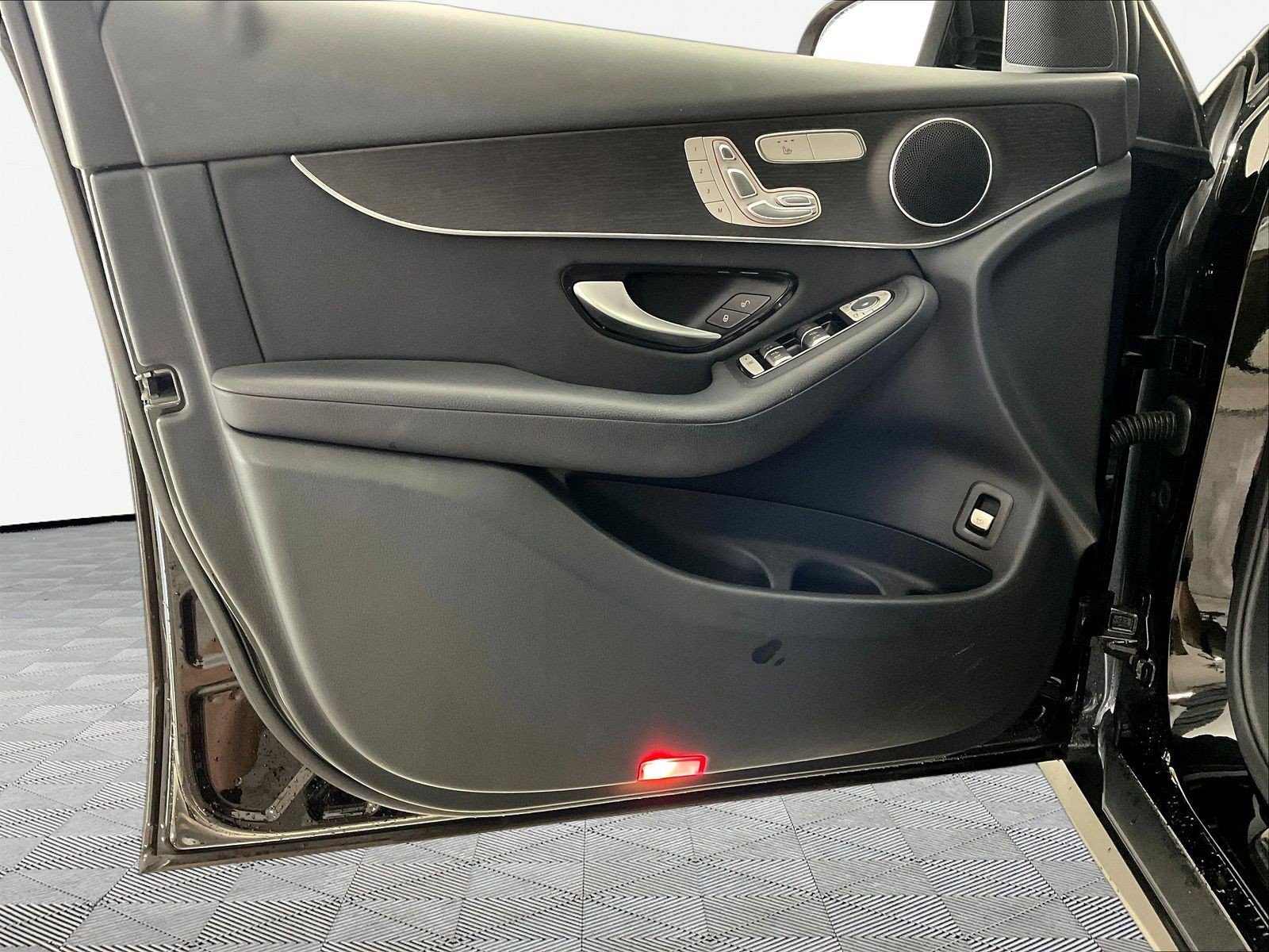 Certified 2022 Mercedes-Benz GLC 300 4MATIC image 20