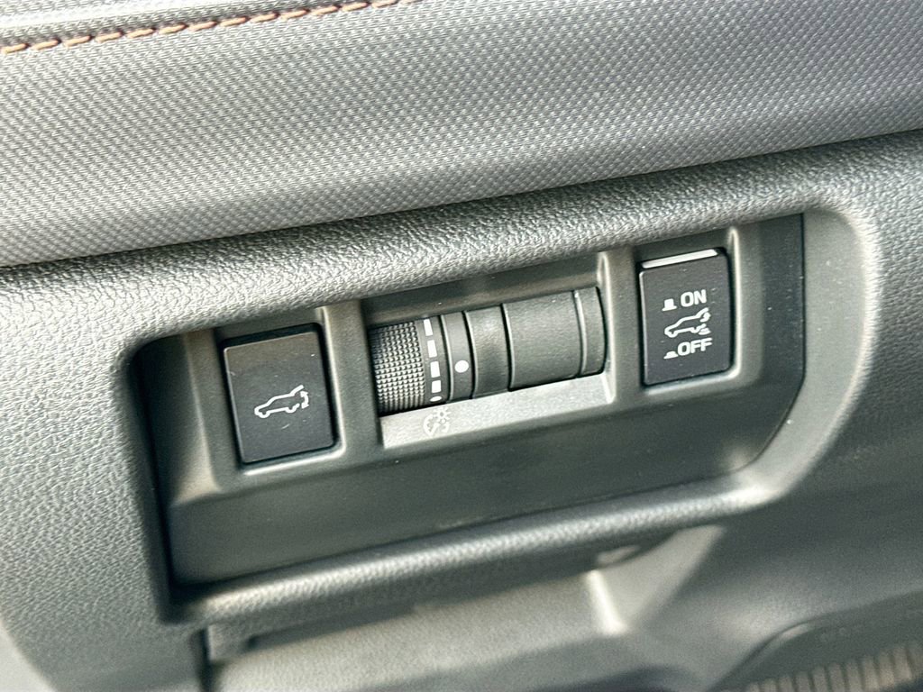 Certified 2025 Subaru Forester Touring w/ Popular Package - Touring AWD/4WD image 13