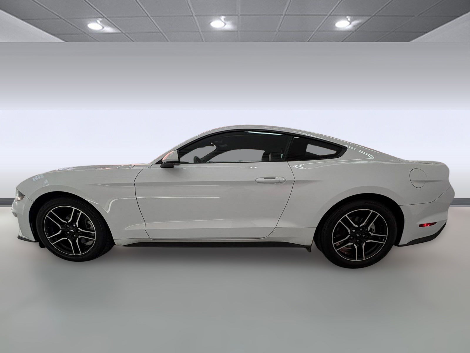 Used 2023 Ford Mustang Premium image 2