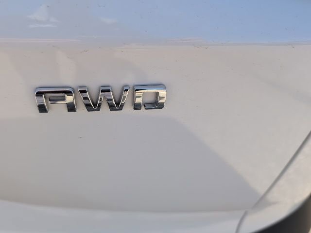 New 2025 Chevrolet Blazer EV LT image 18