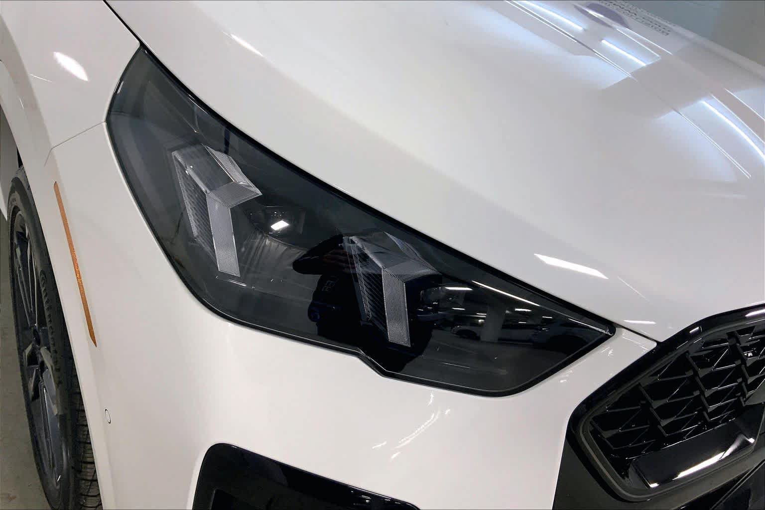 New 2026 BMW X2 xDrive28i w/ Technology Package AWD/4WD image 13