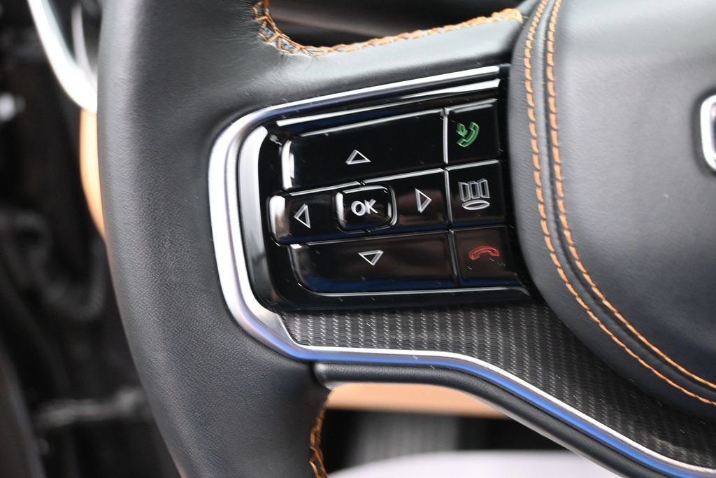 Used 2025 Jeep Grand Wagoneer Series III w/ Rear Seat Video Group 1 AWD/4WD image 26